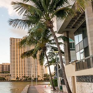 Florida Condos by beachside